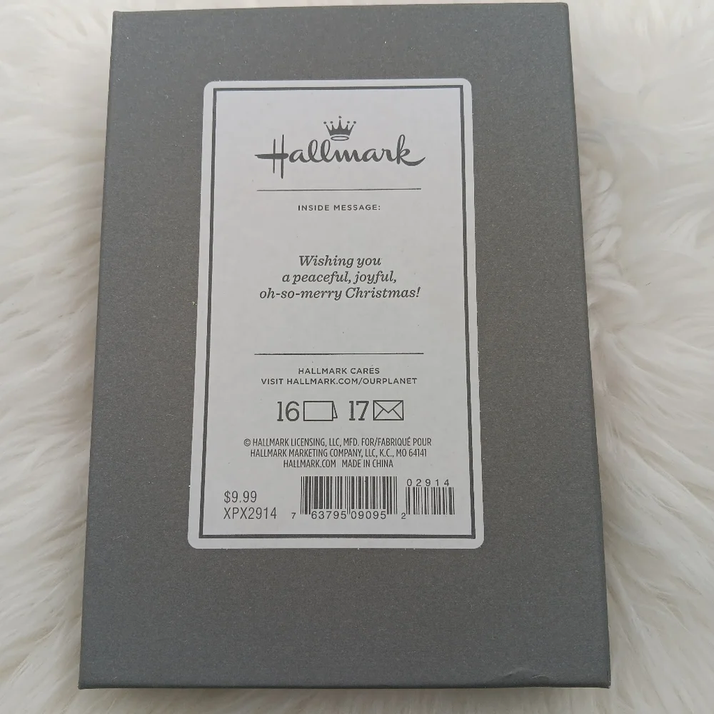 Hallmark Box Of Holiday Christmas Cards. - Picture 2 of 2